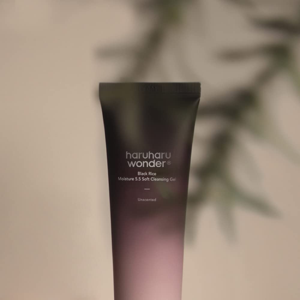 [ Haruharu Wonder] Black Rice Moisture 5.5 Soft Cleansing Gel 100ml - Authentic Korean skincare Evoraa Pakistan